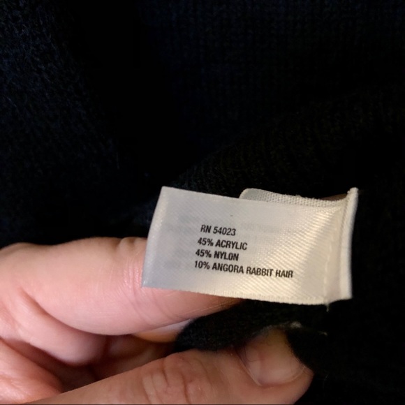 Black V-Neck Long Sleeve Sweater | Gap - Picture 5 of 5